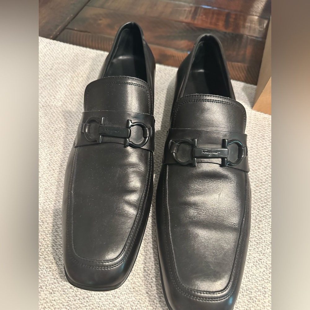 Men’s black Ferragamo dress shoes 10 1/2 EUR